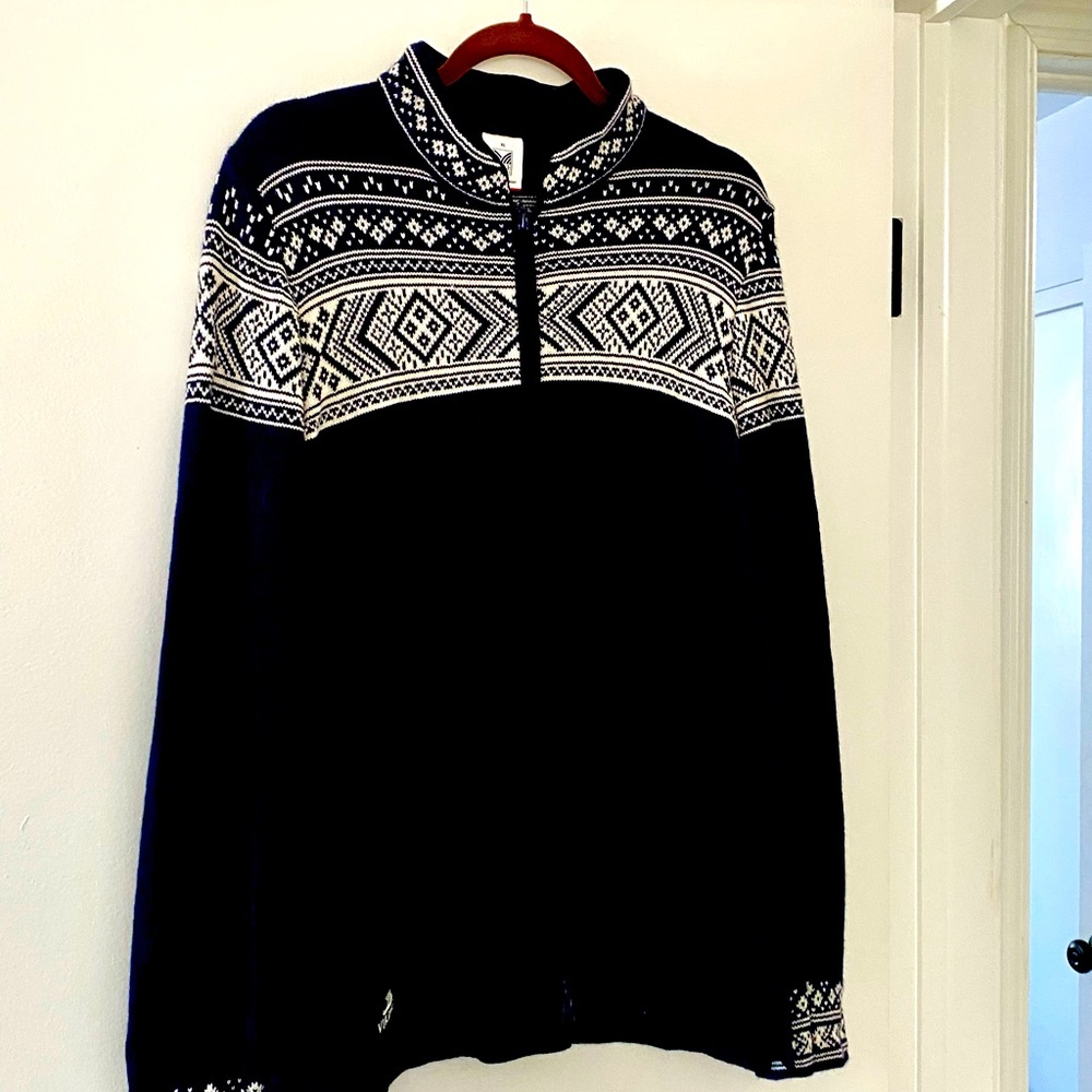 Dale of Norway dark navy blue zip front sweater xl